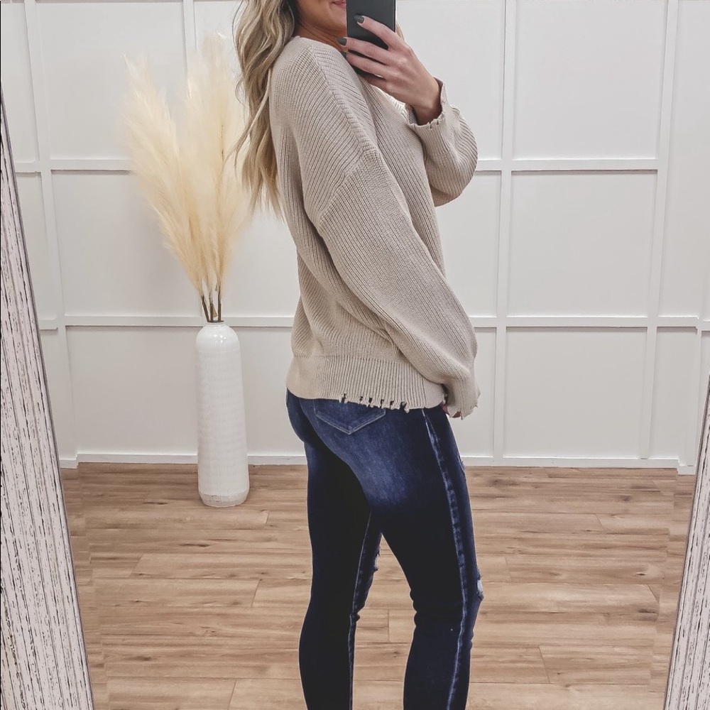 Sweater - Picture 3 of 4